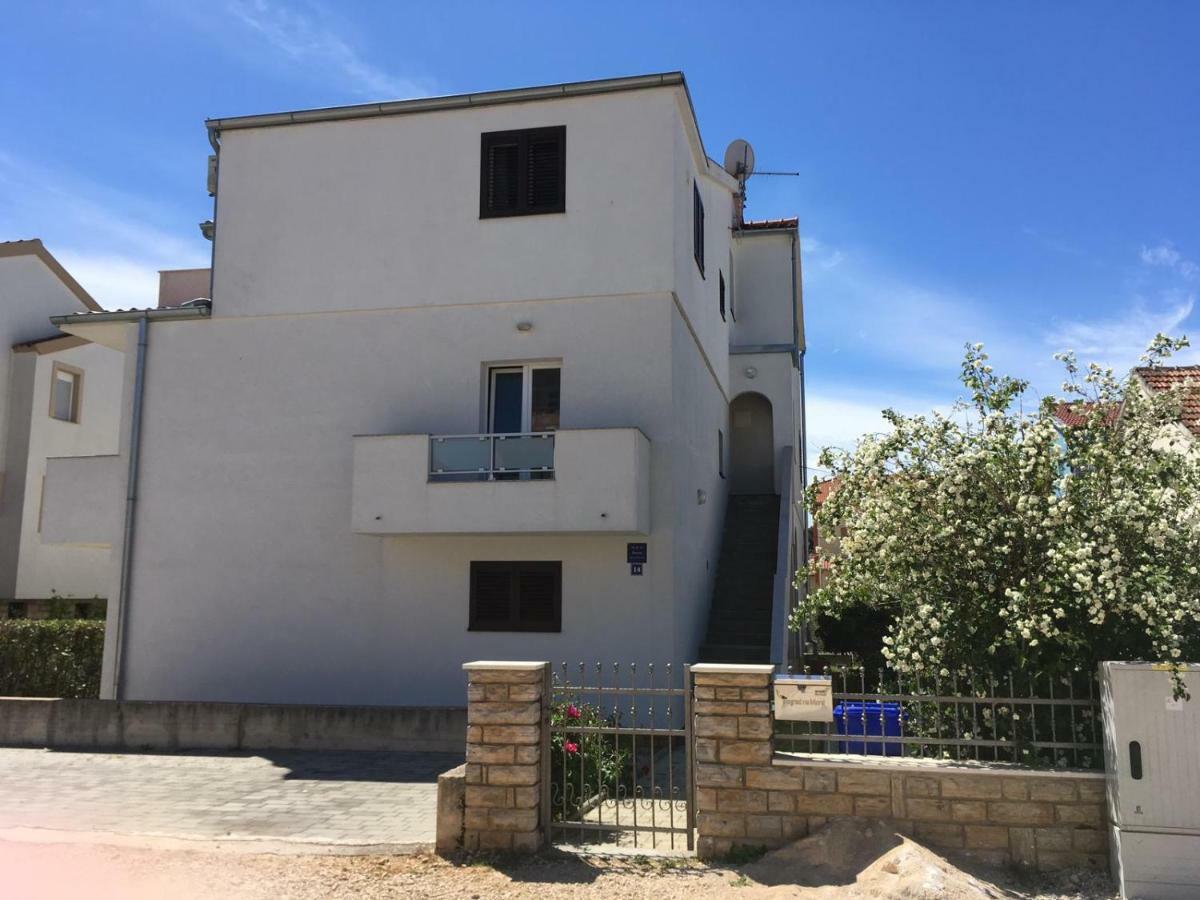 Apartment Urem Biograd Na Moru Extérieur photo