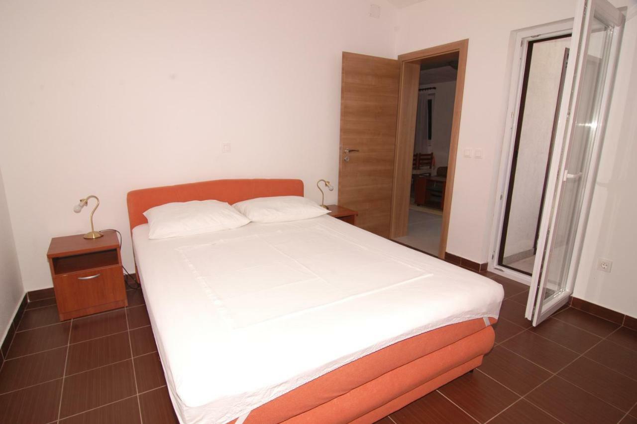 Apartment Urem Biograd Na Moru Extérieur photo