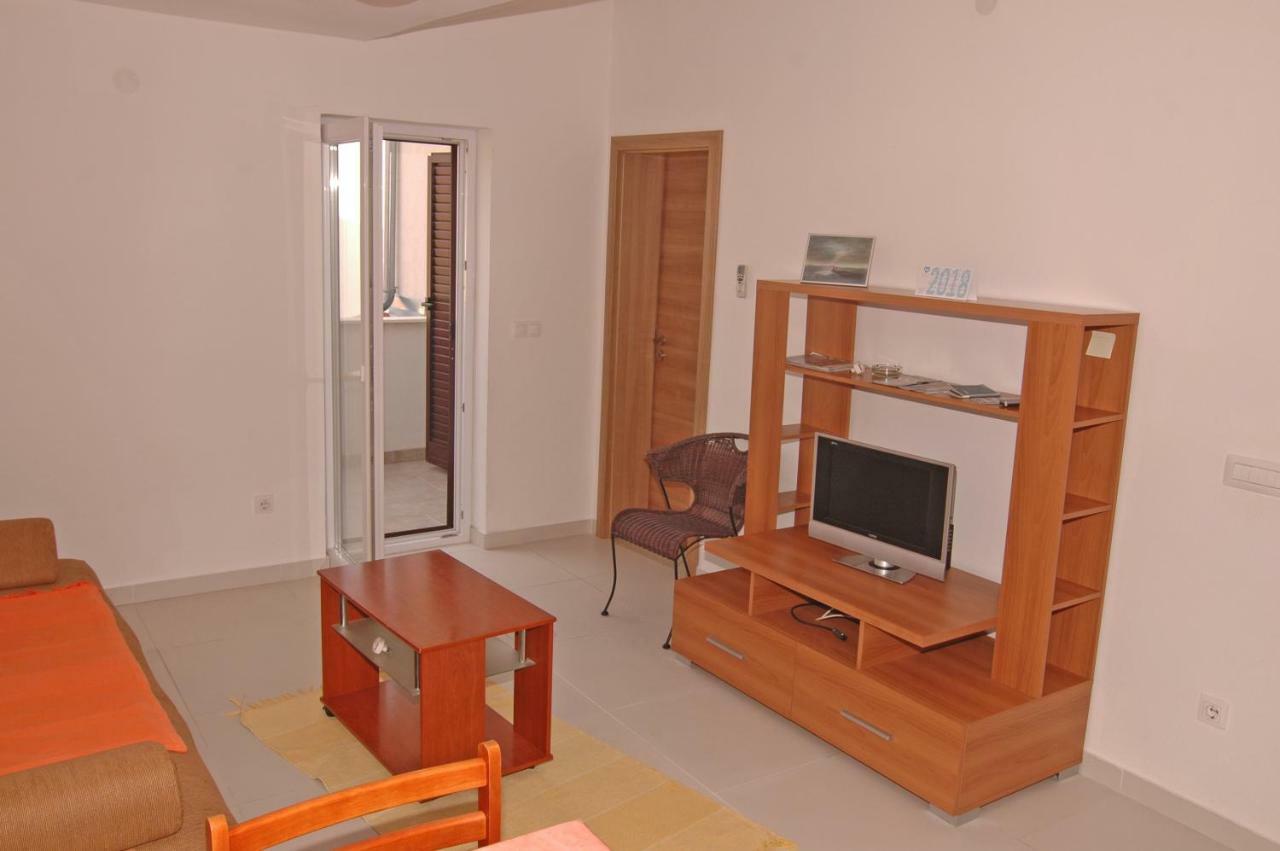 Apartment Urem Biograd Na Moru Extérieur photo